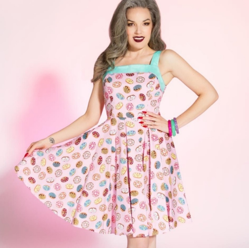Pink Donuts Pinup Girl Golightly Netti Dress s small green bakery cake novelty